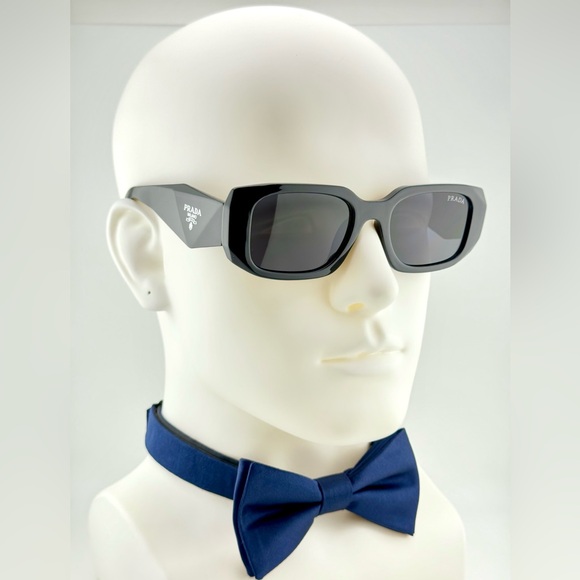 New! Prada Symbole Sunglasses SPR17WS Acetate Black Frame Gray Lenses UNISEX! - Picture 3 of 15